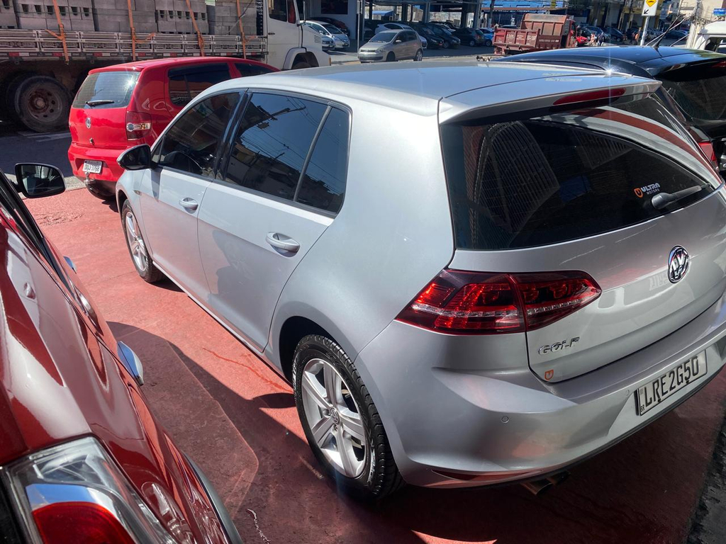 Volkswagen Golf Prata