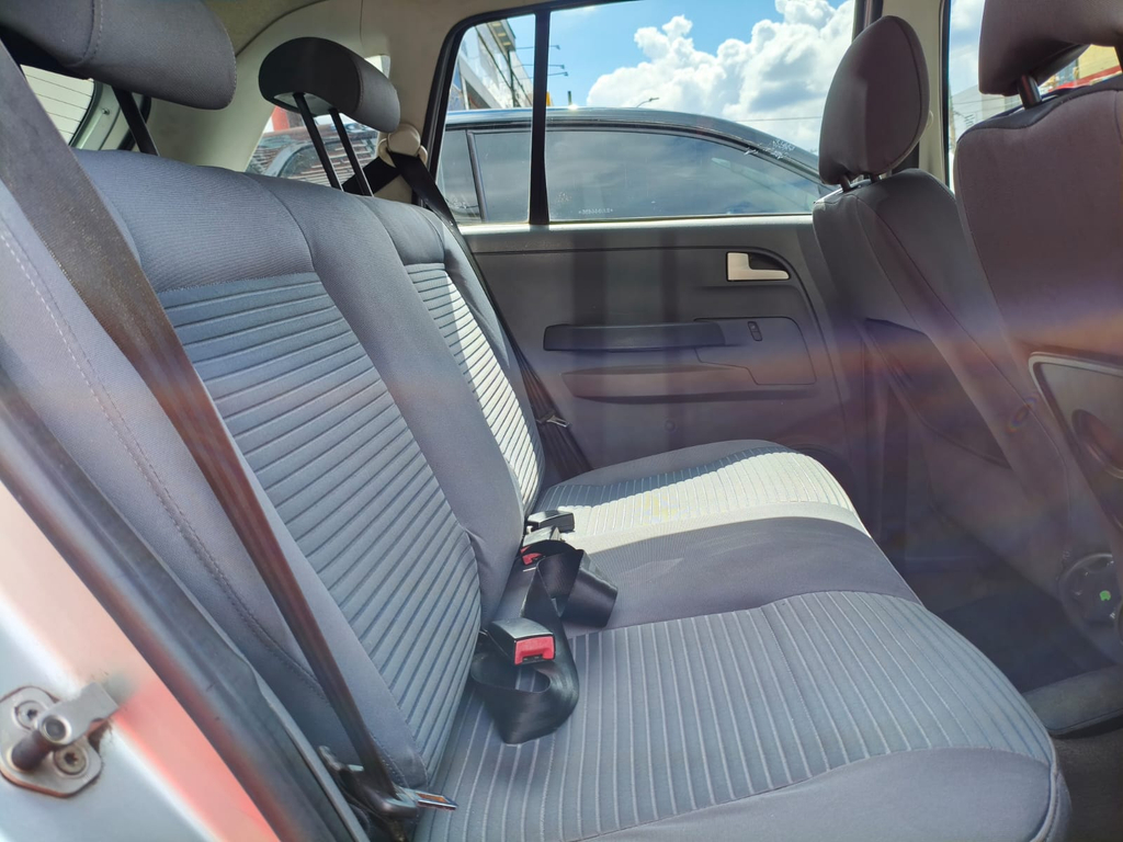 Volkswagen SpaceFox Prata