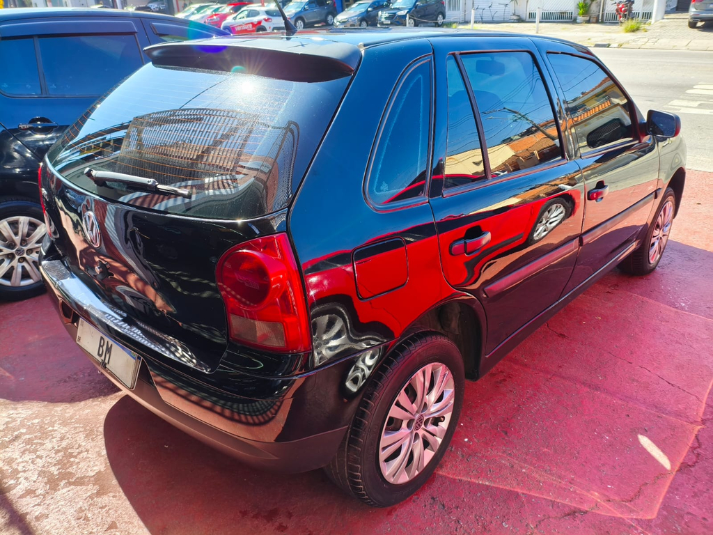 Volkswagen Gol Preto