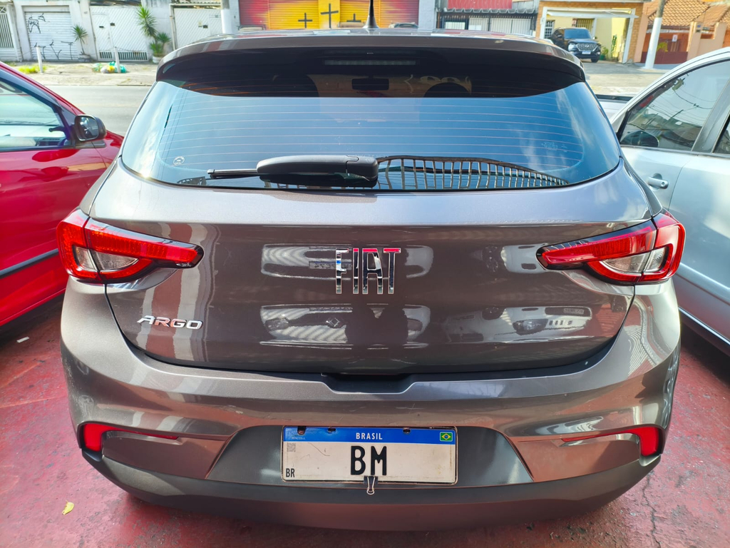 Fiat Argo Cinza