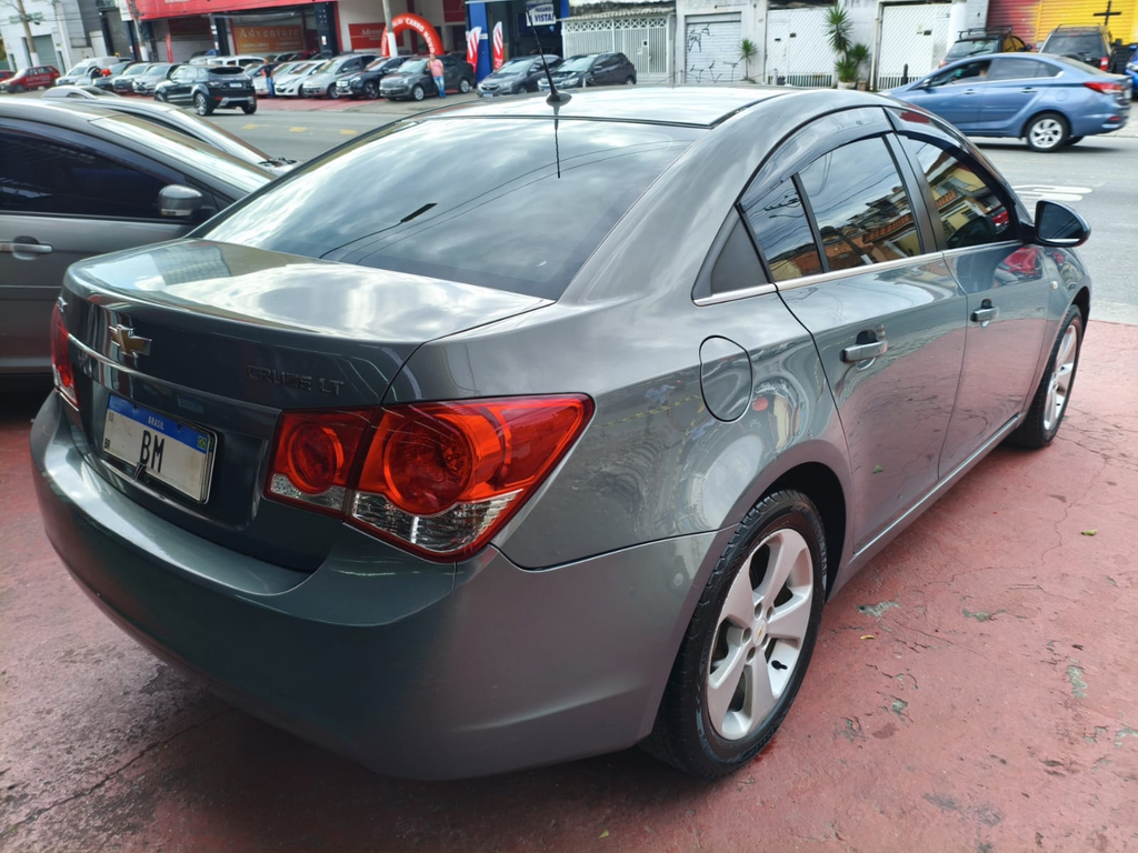 Chevrolet Cruze Sedan Cinza