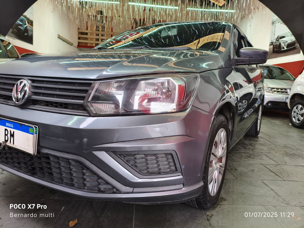 Volkswagen Voyage Cinza