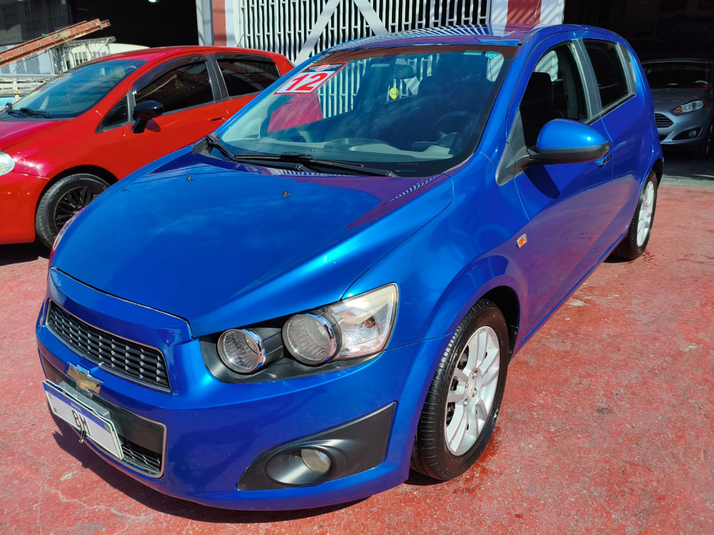 Chevrolet Sonic Azul