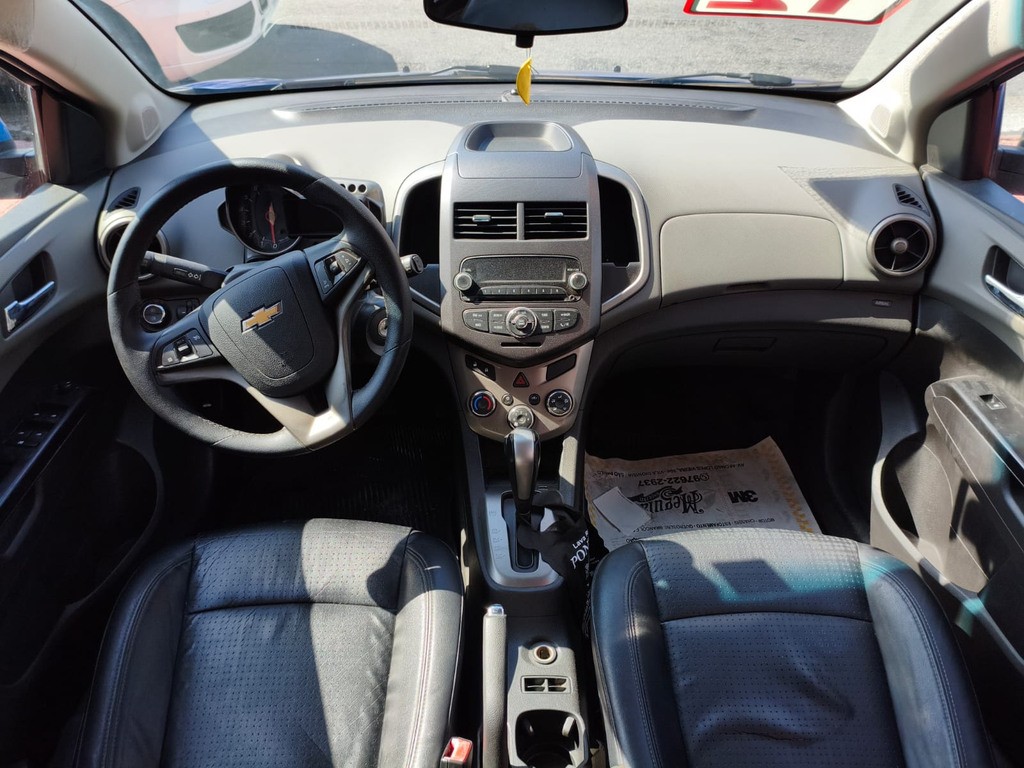 Chevrolet Sonic Azul