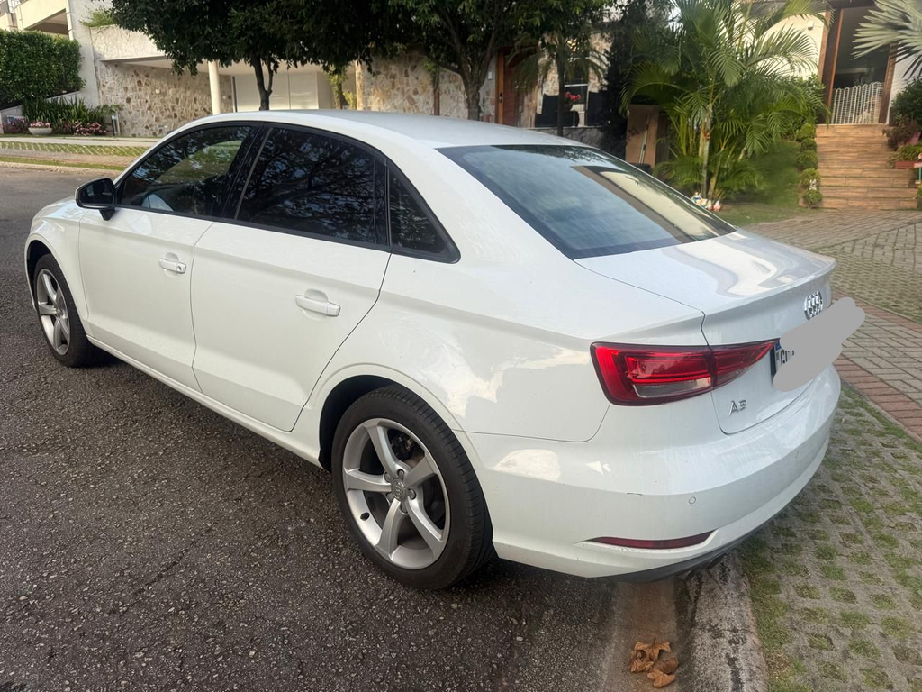 Audi A3 Sedan Branco