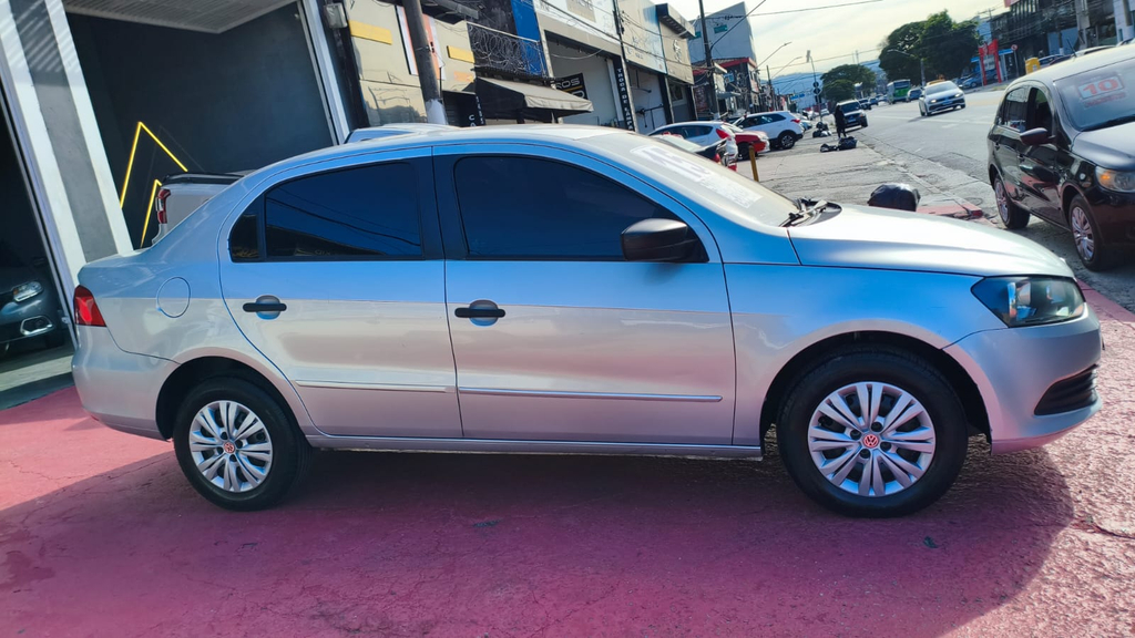Volkswagen Voyage Prata