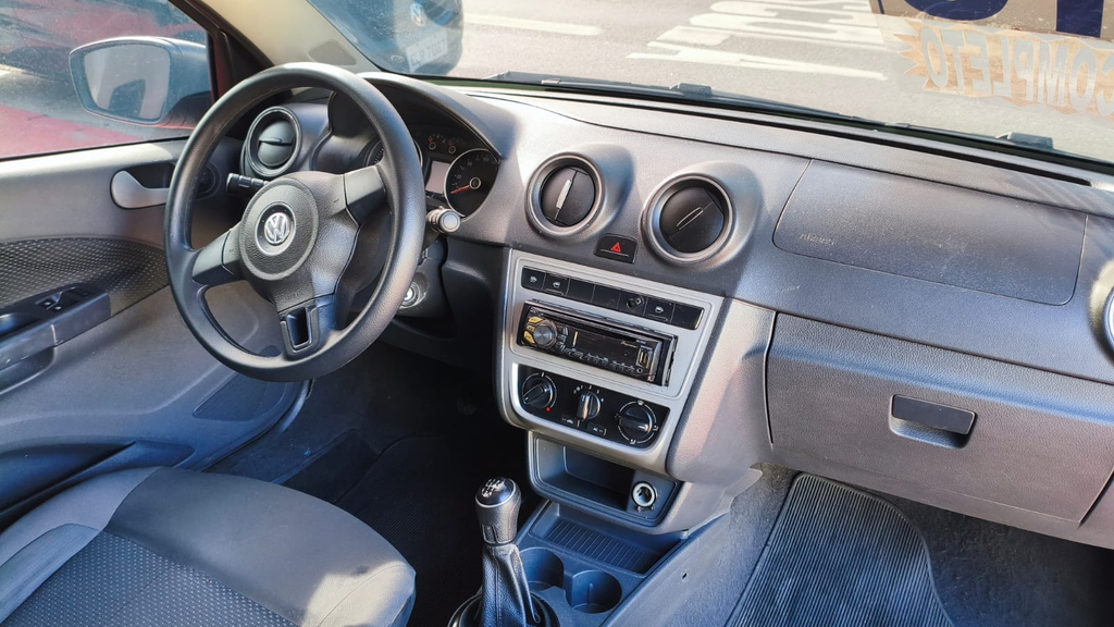 Volkswagen Voyage Prata