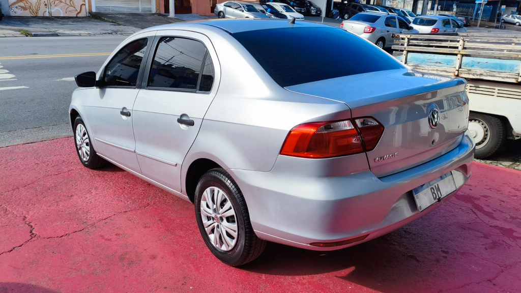 Volkswagen Voyage Prata