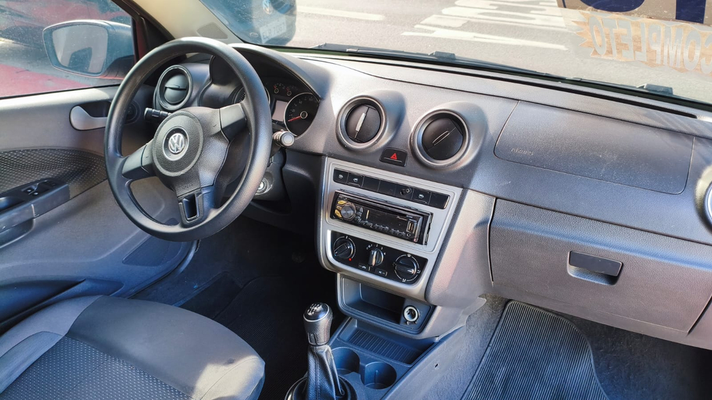 Volkswagen Voyage Prata