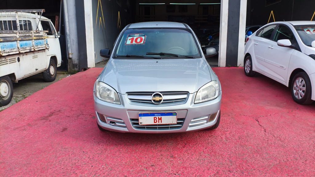 Chevrolet Prisma Prata