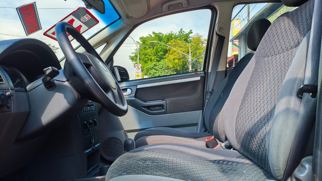 Chevrolet Meriva Preto