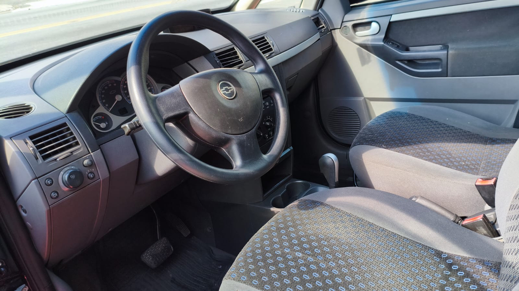 Chevrolet Meriva Preto
