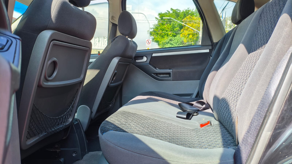 Chevrolet Meriva Preto