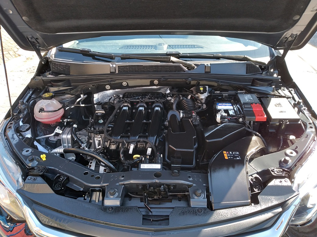 Chevrolet Onix Sedan Preto