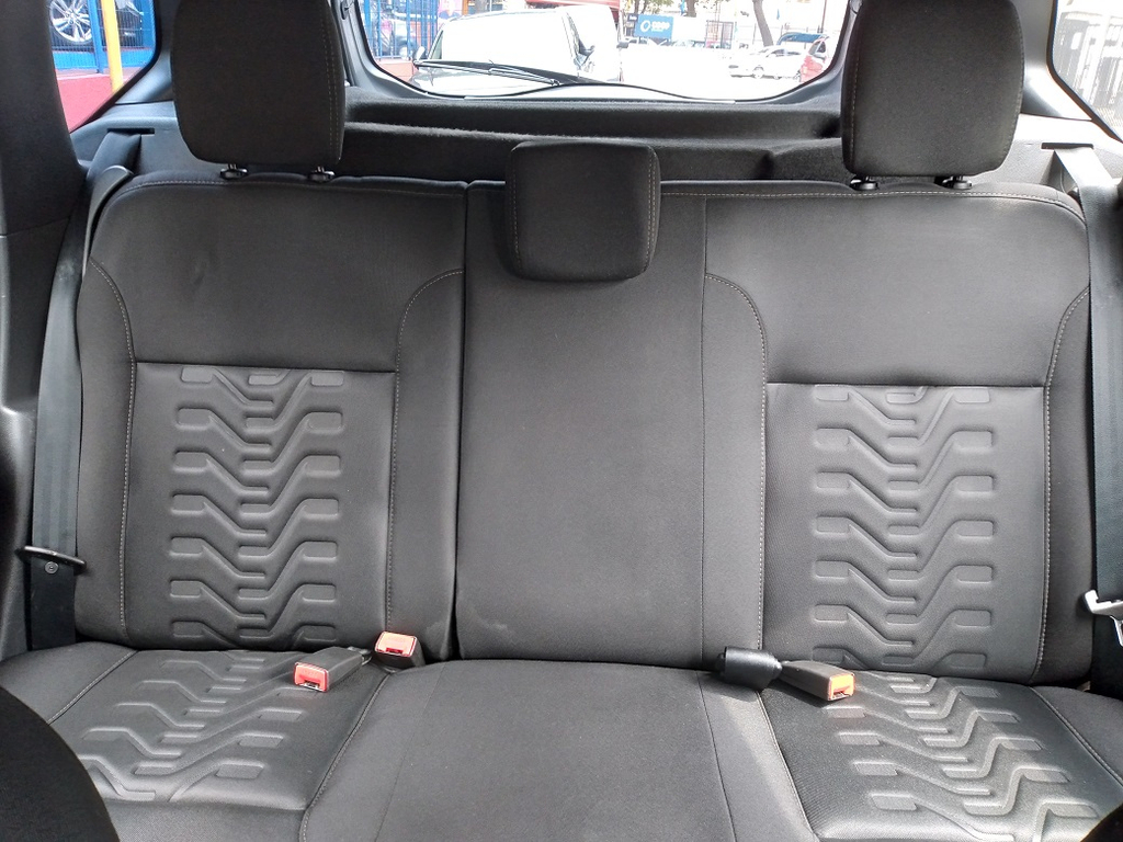 Renault Duster Prata