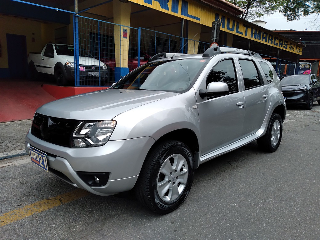 Renault Duster Prata