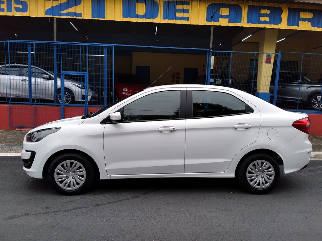 Ford Ka Sedan Branco