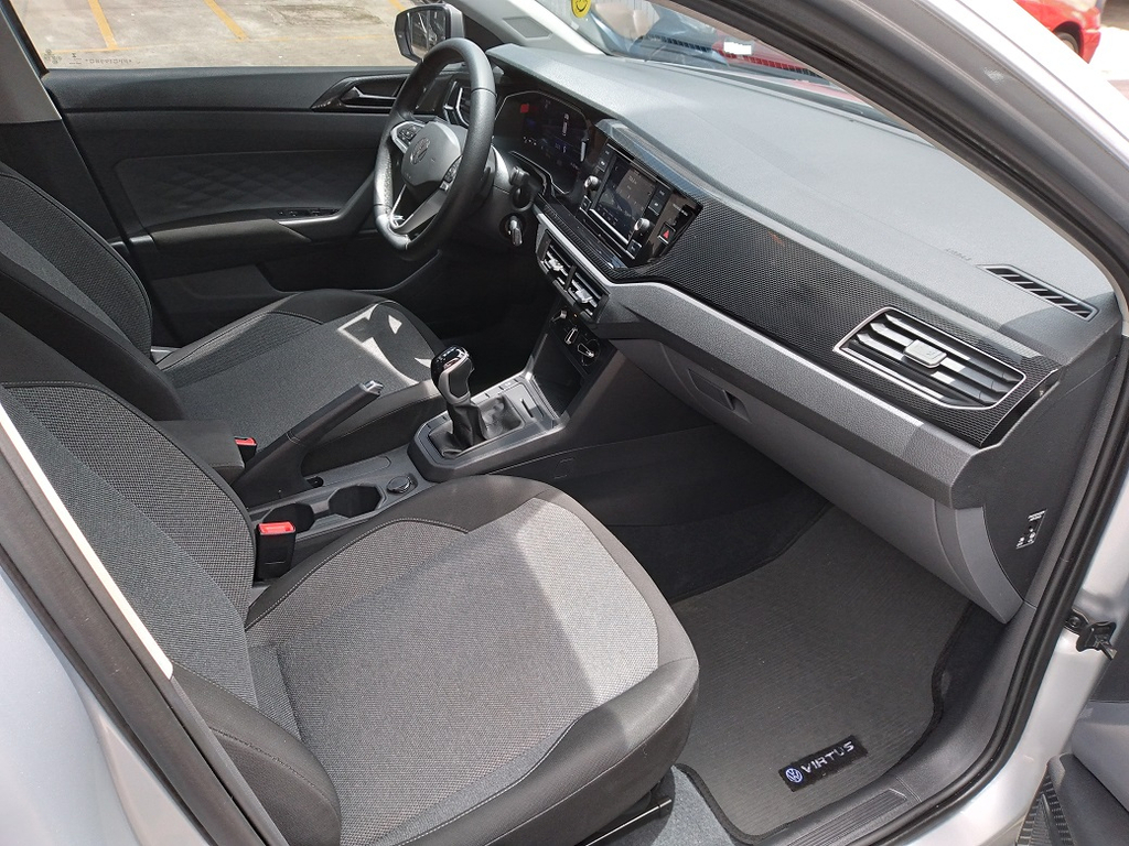 Volkswagen Virtus Prata