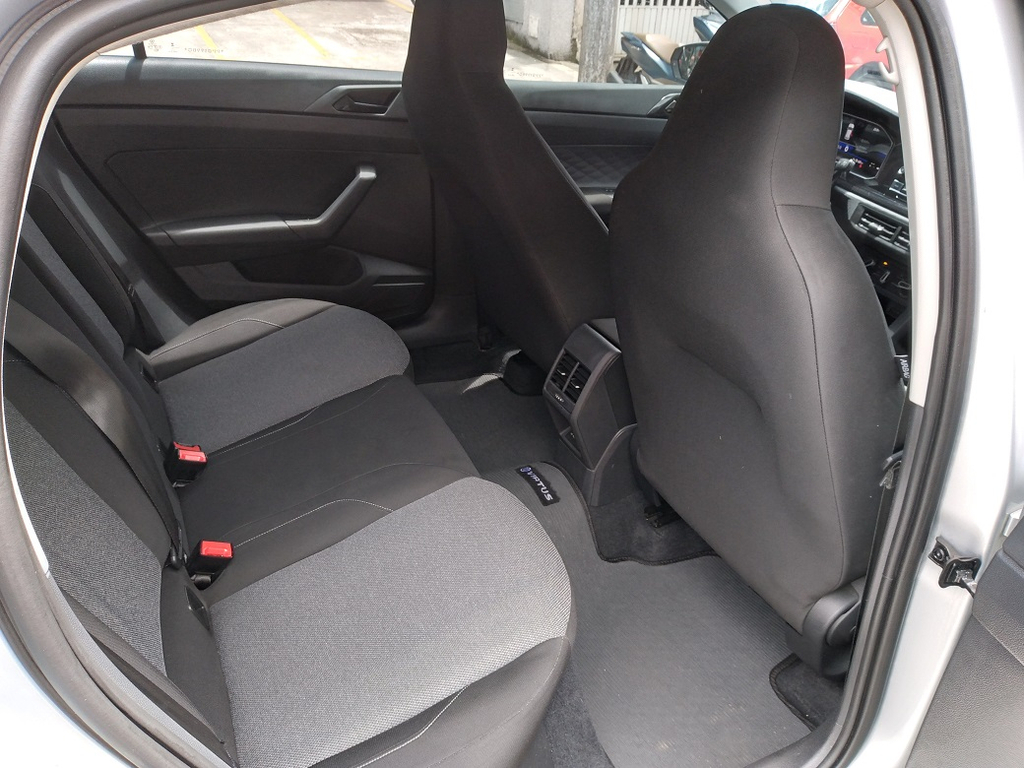 Volkswagen Virtus Prata