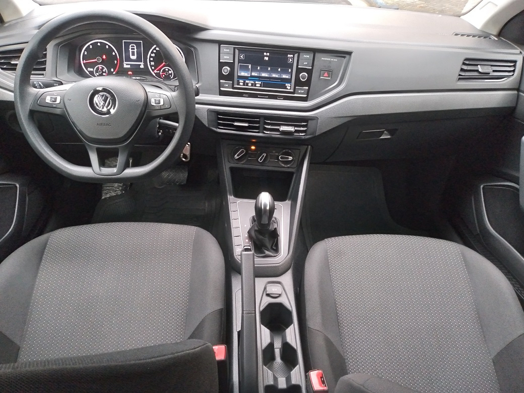 Volkswagen Polo Cinza