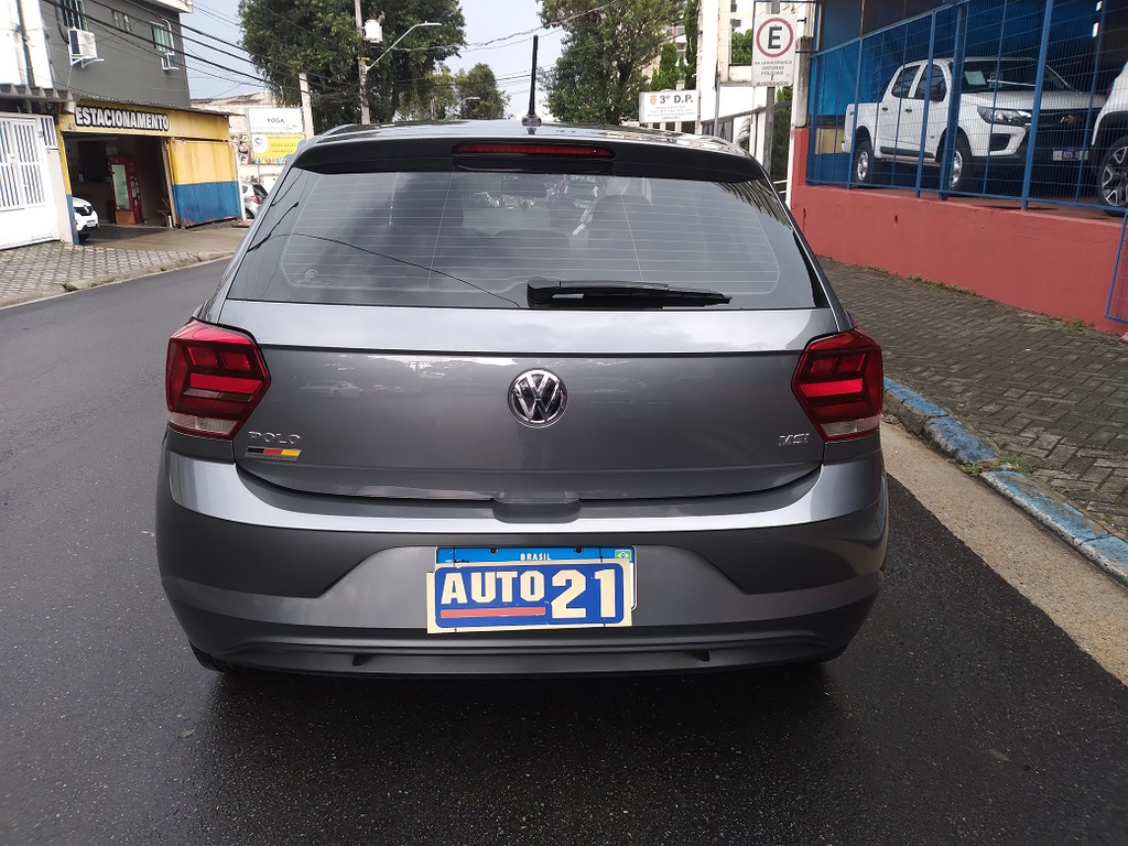 Volkswagen Polo Cinza