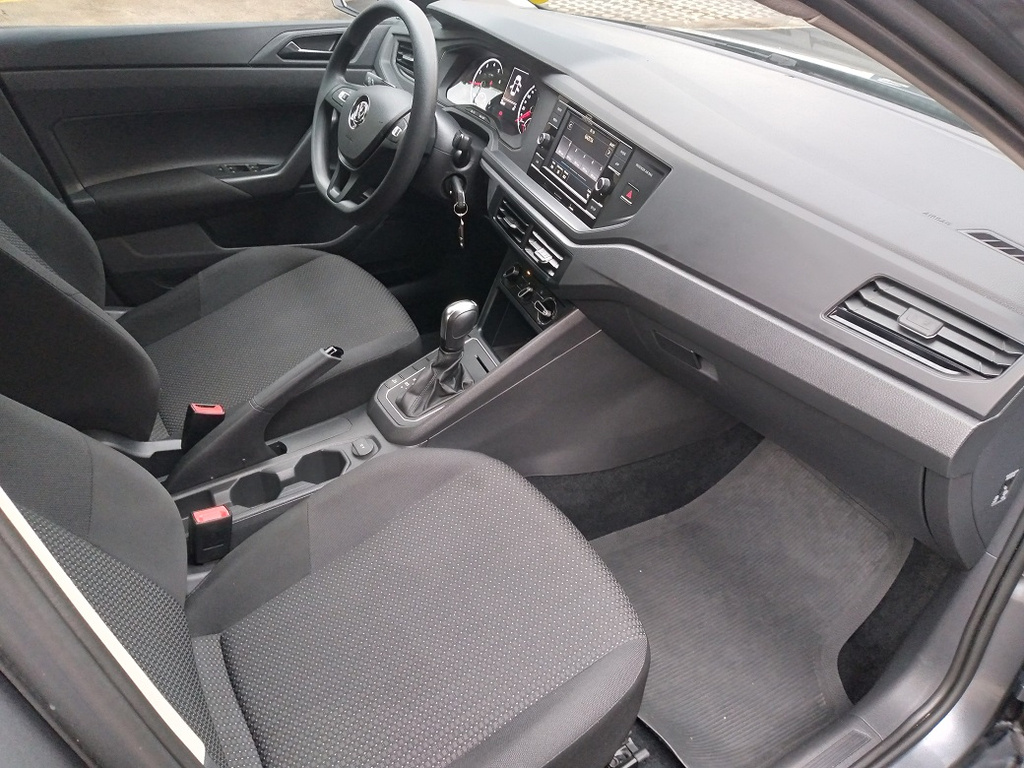 Volkswagen Polo Cinza