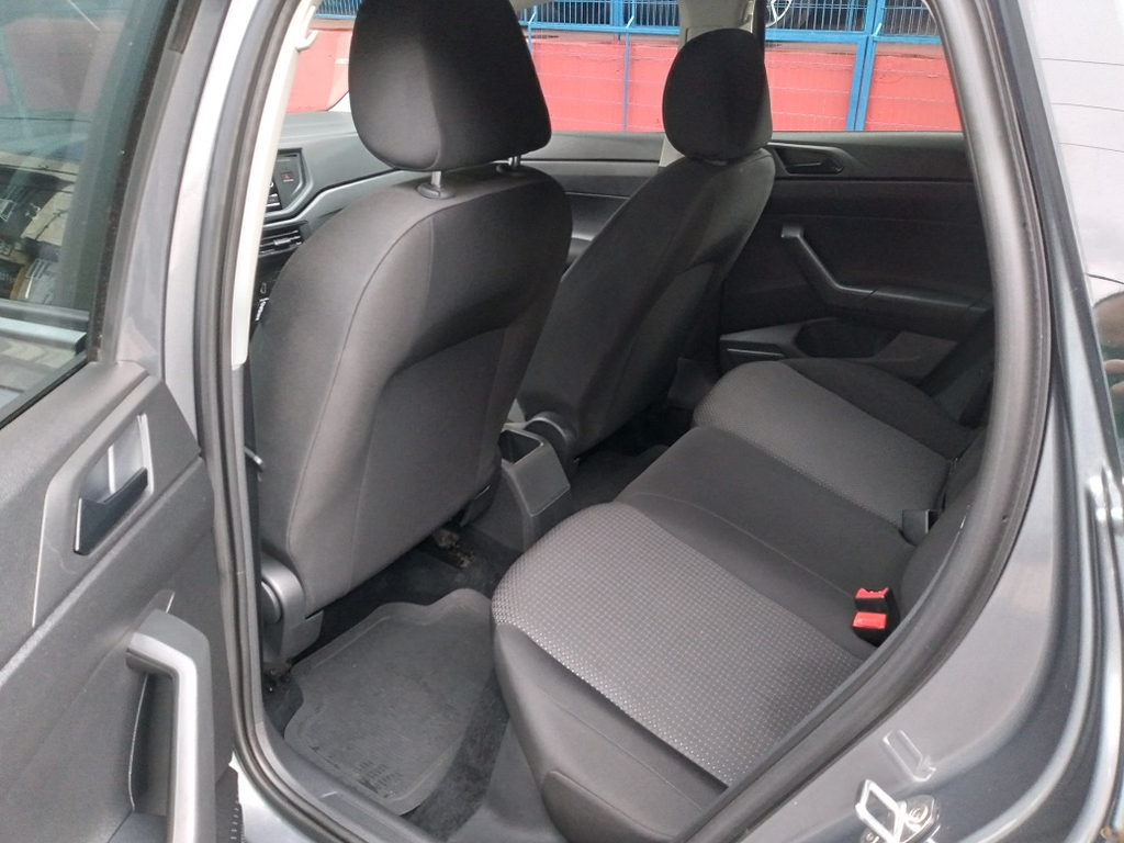 Volkswagen Polo Cinza