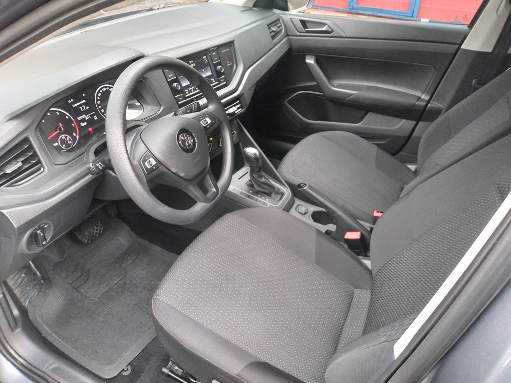 Volkswagen Polo Cinza