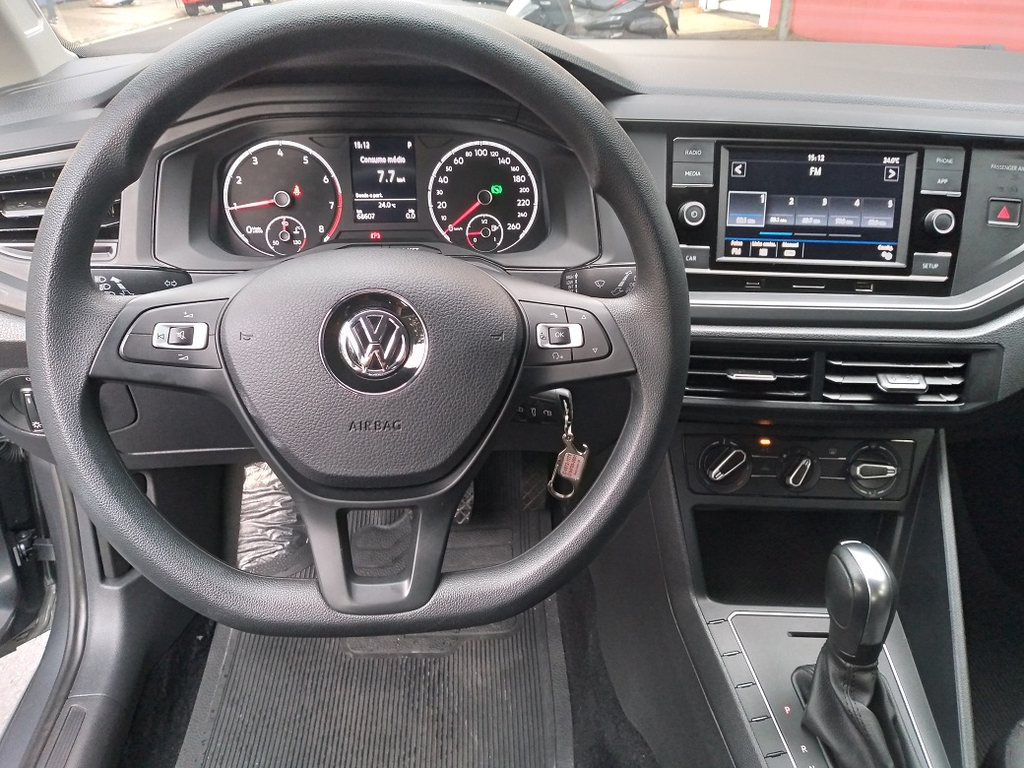 Volkswagen Polo Cinza