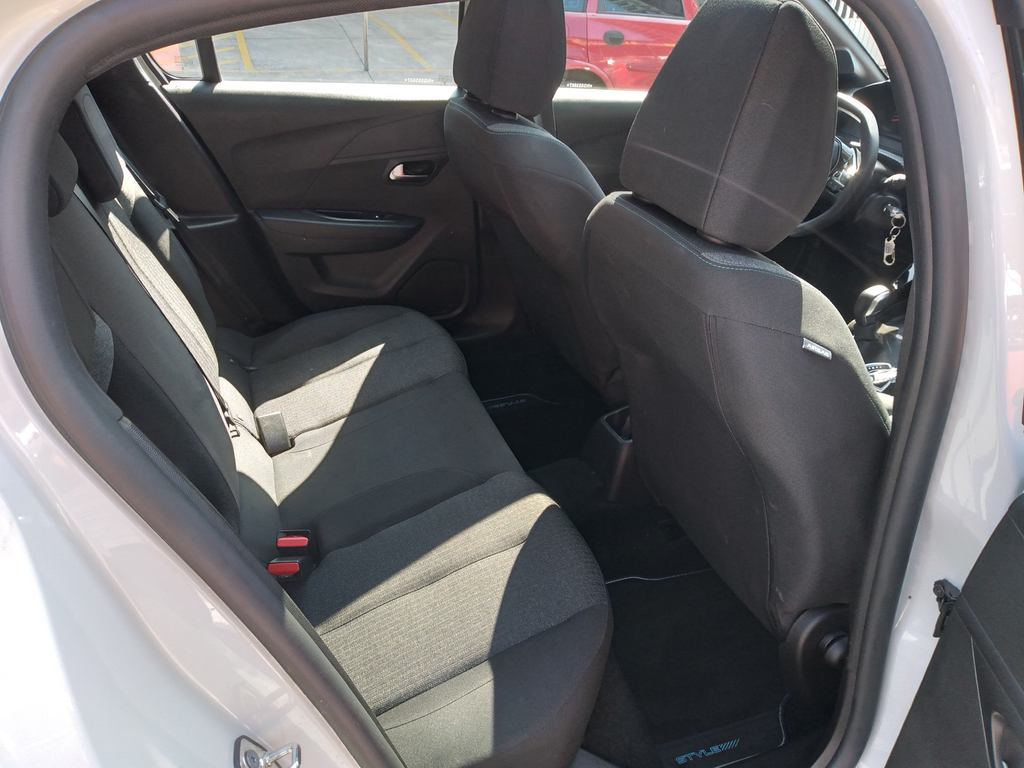 Peugeot 208 Branco