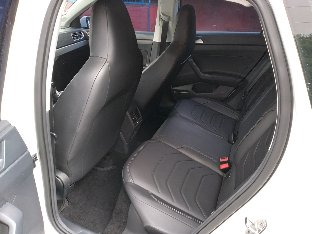 Volkswagen Polo Branco