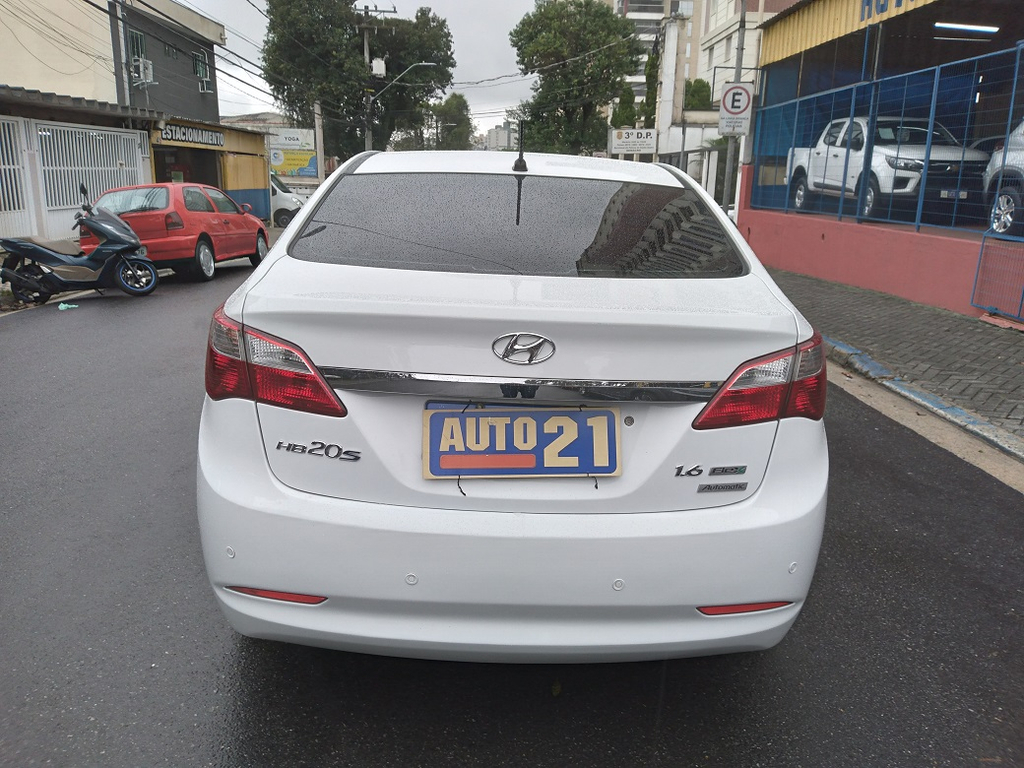 Hyundai HB20S Branco