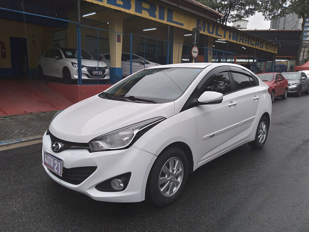 Hyundai HB20S Branco