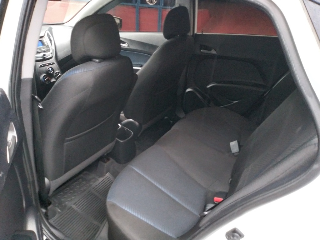 Hyundai HB20S Branco