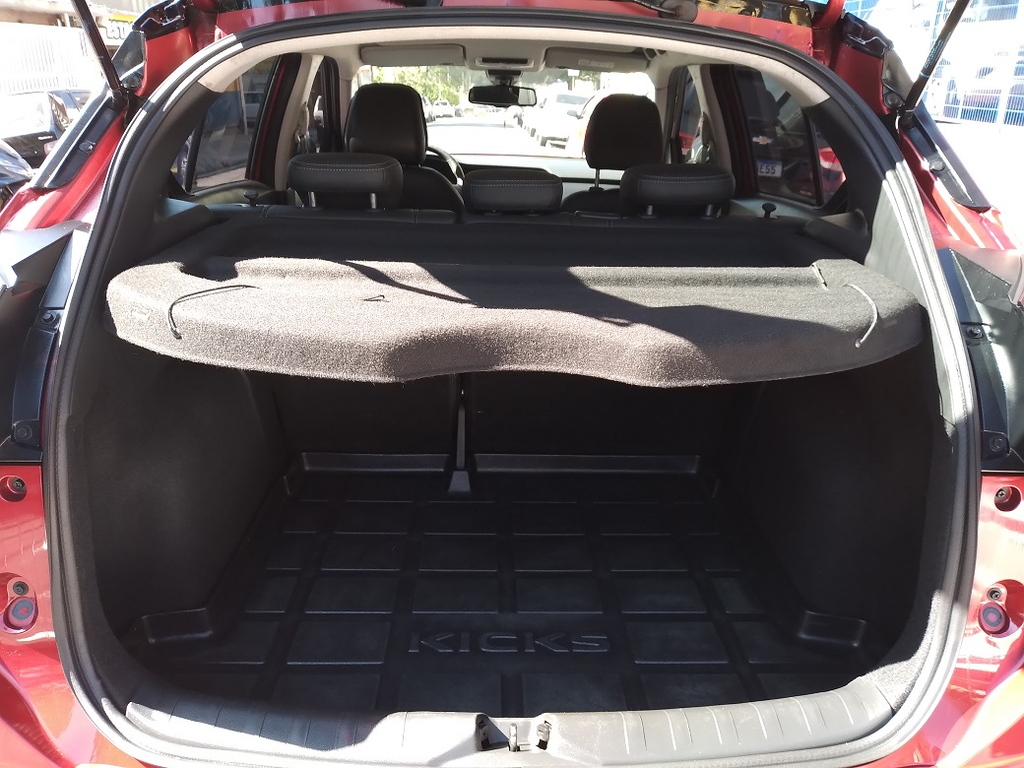 Nissan Kicks Vermelho