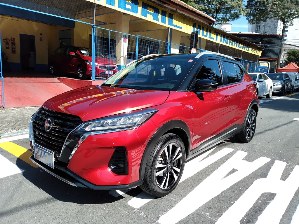 Nissan Kicks Vermelho
