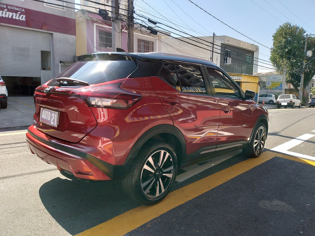 Nissan Kicks Vermelho