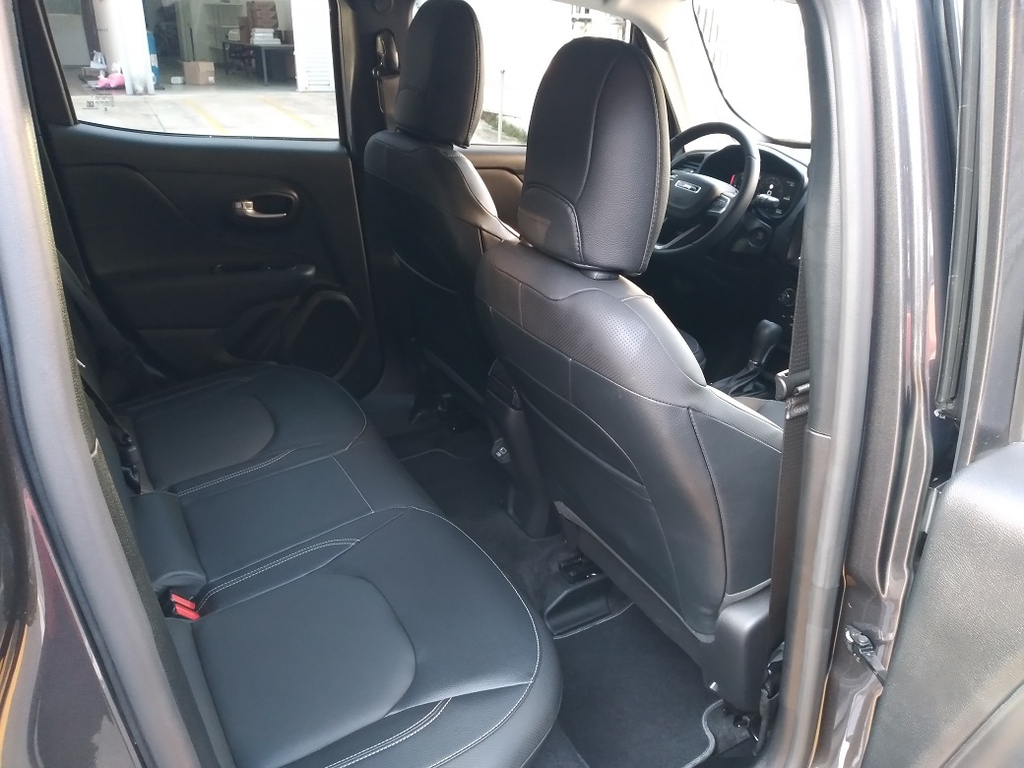 Jeep Renegade Cinza