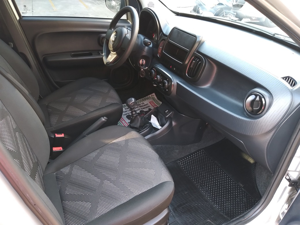 Fiat Mobi Prata