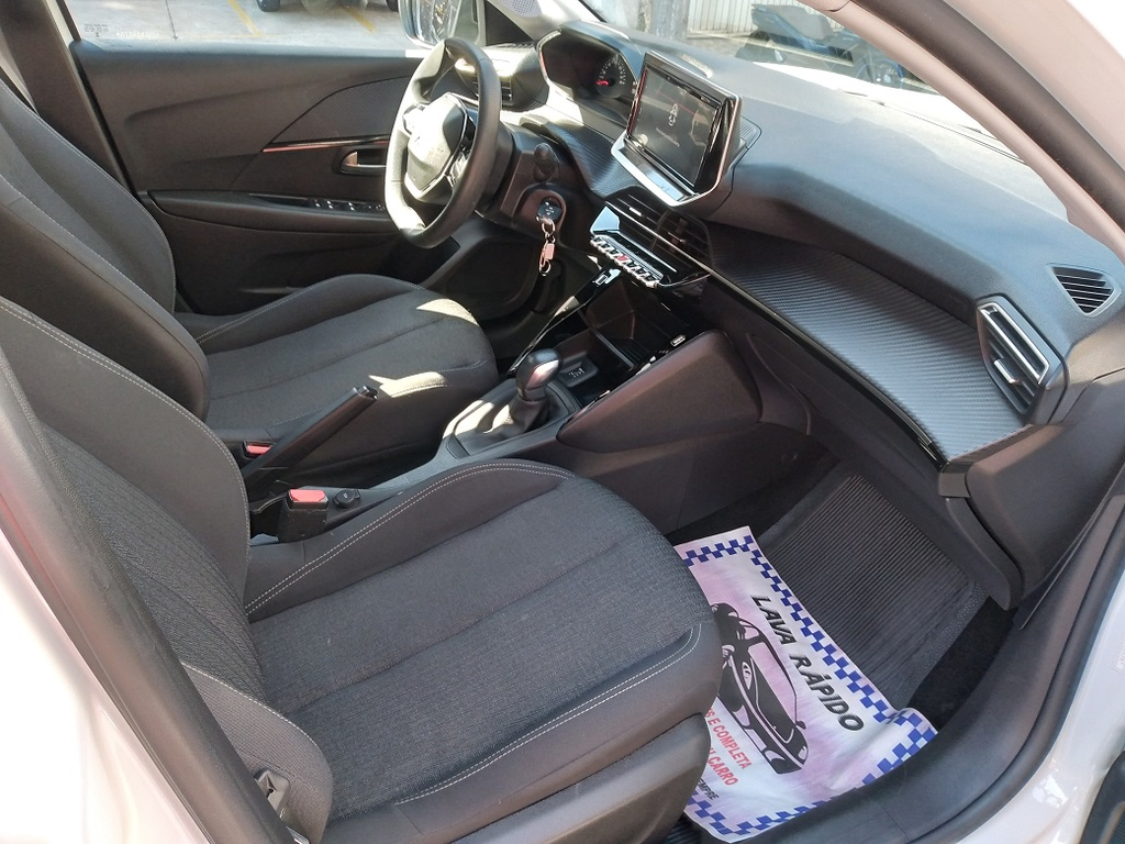 Peugeot 208 Branco