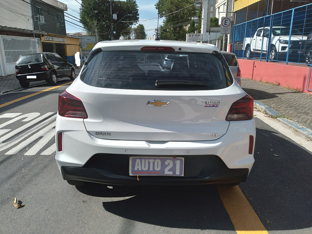 Chevrolet Onix Branco