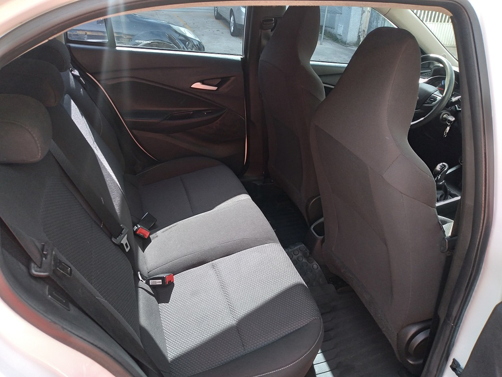 Chevrolet Onix Branco
