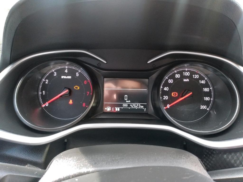 Chevrolet Onix Branco