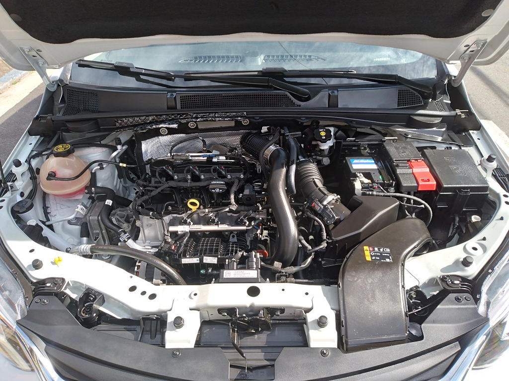 Chevrolet Onix Branco