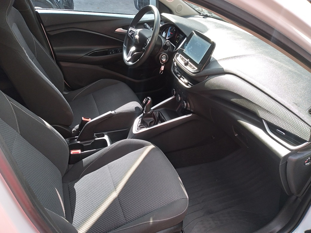 Chevrolet Onix Branco