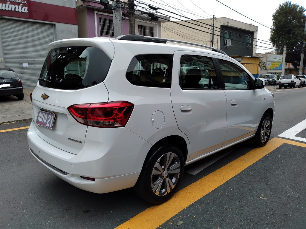 Chevrolet Spin Branco