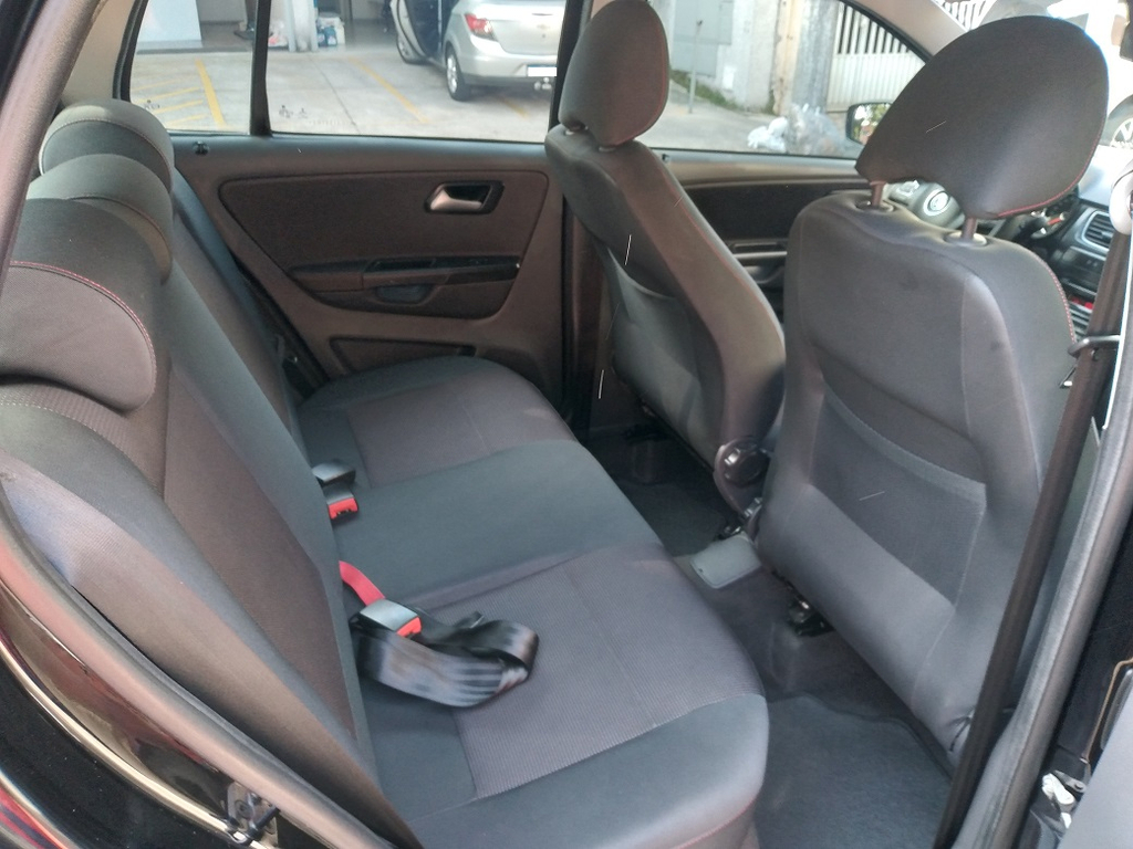 Volkswagen Fox Preto