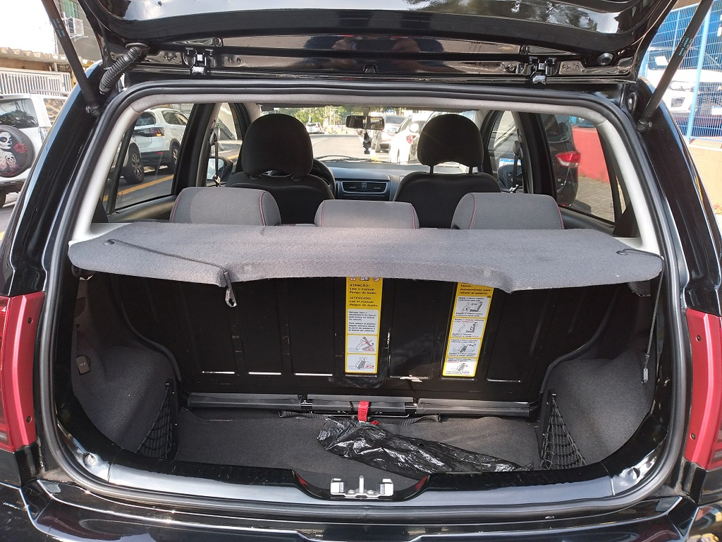 Volkswagen Fox Preto