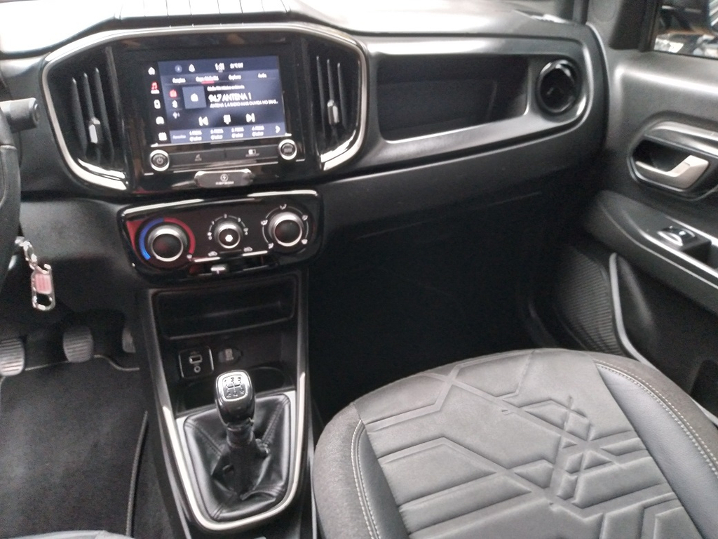Fiat Strada Cinza