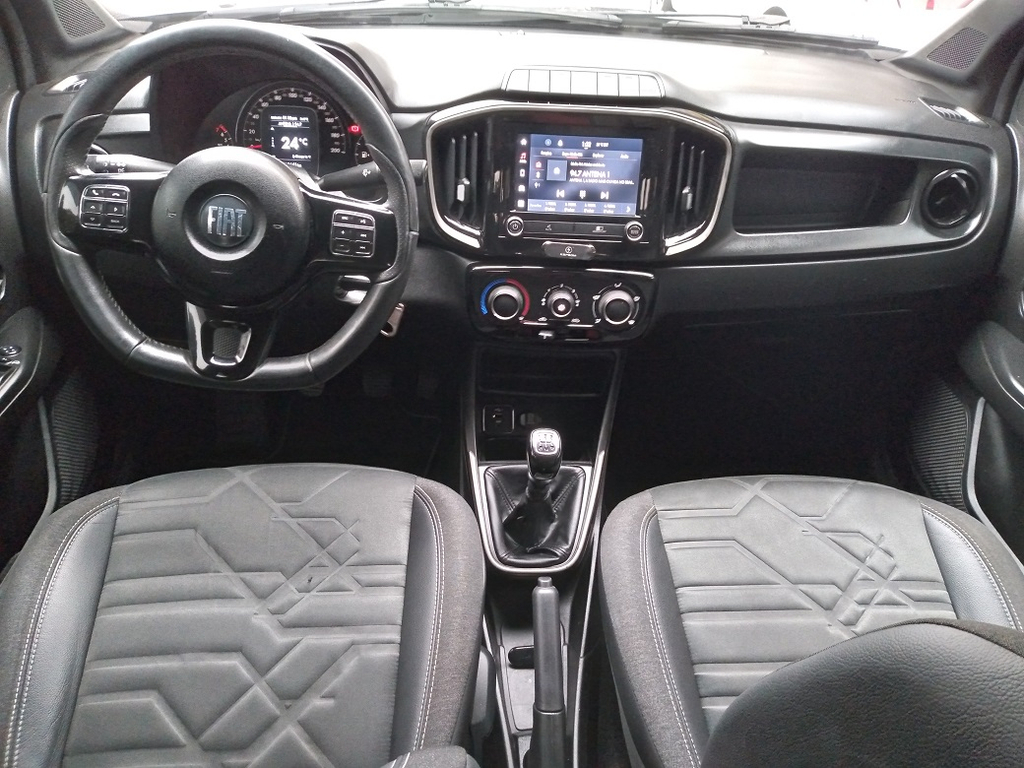Fiat Strada Cinza